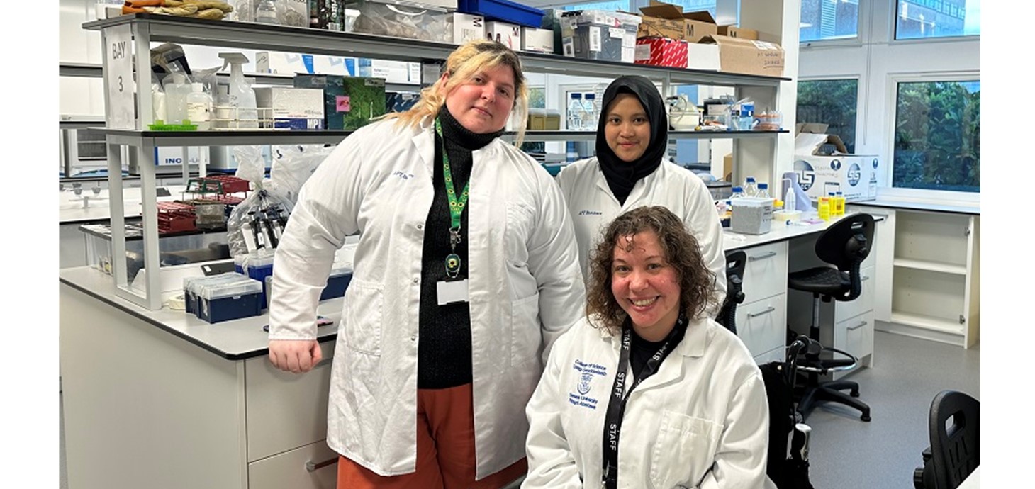 Researchers in the refurbished laboratories in the Wallace Building: Andy Stawowy (left), Elfina Karima (right), Gemma Woodhouse (front)